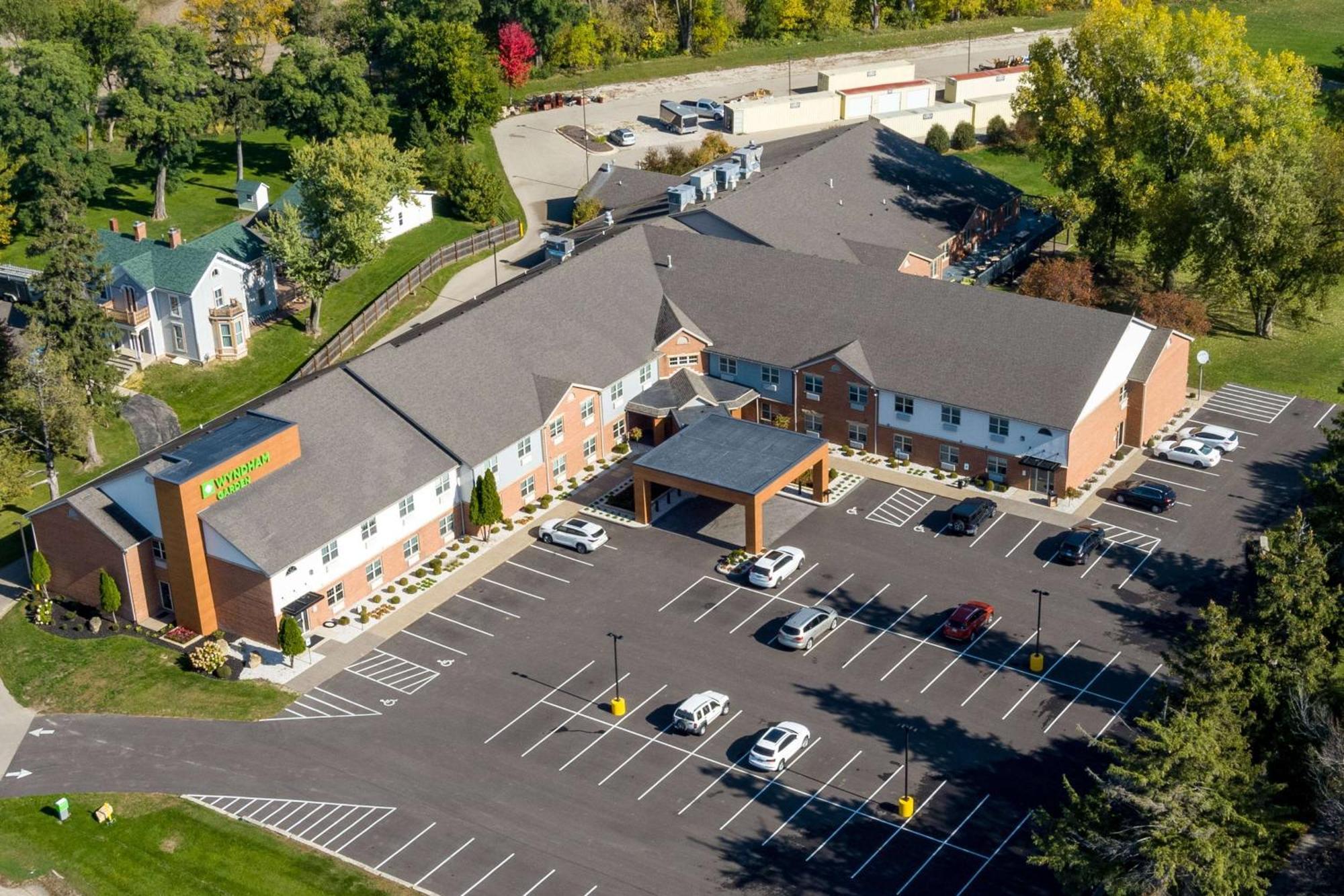 Wyndham Garden Galena Hotel & Day Spa Exterior photo