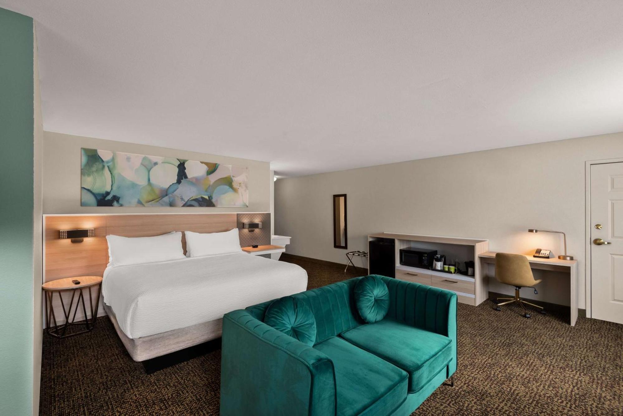 Wyndham Garden Galena Hotel & Day Spa Exterior photo