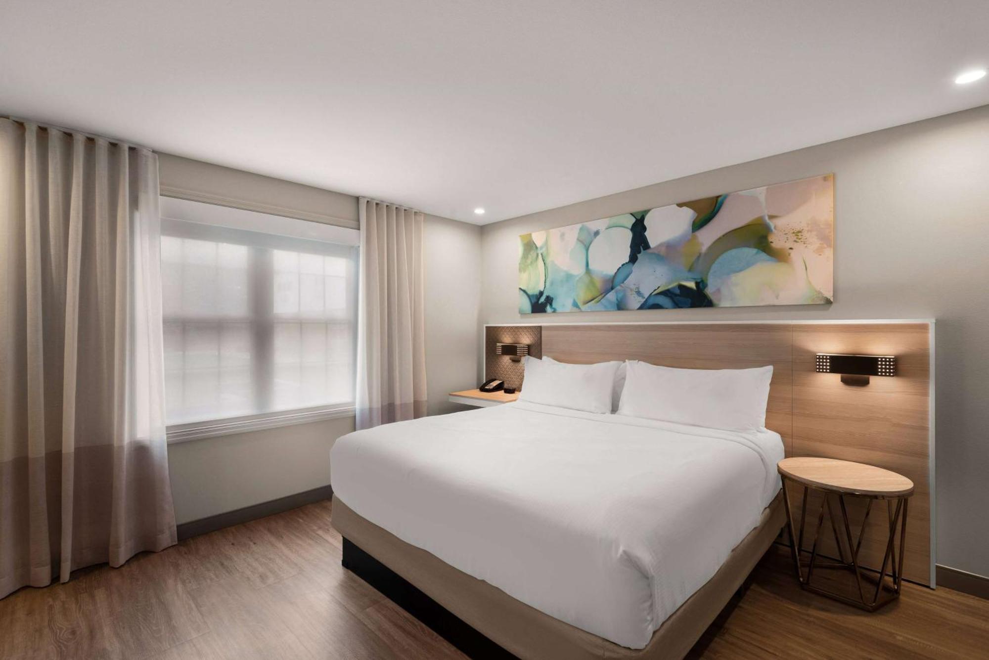 Wyndham Garden Galena Hotel & Day Spa Exterior photo