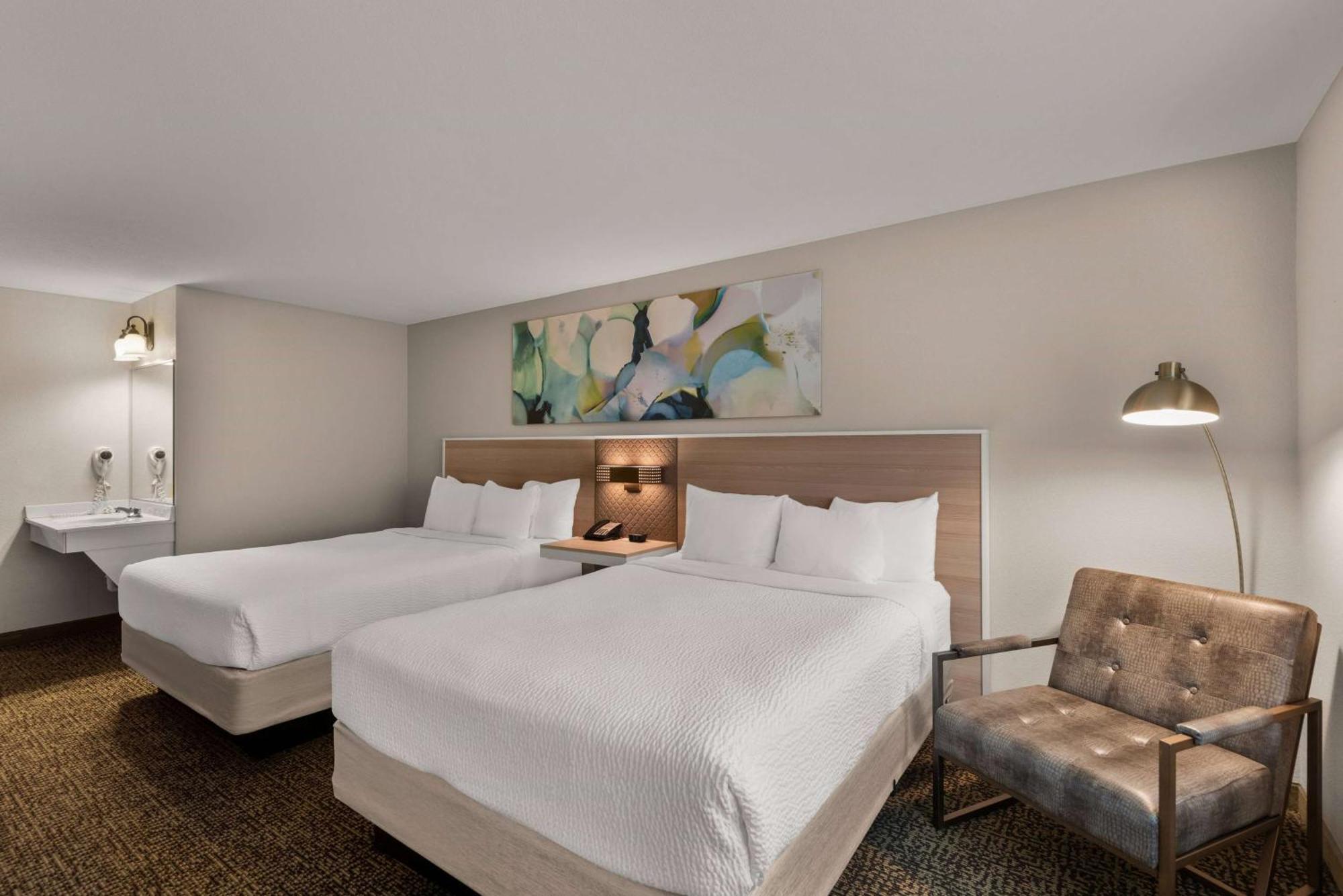 Wyndham Garden Galena Hotel & Day Spa Exterior photo